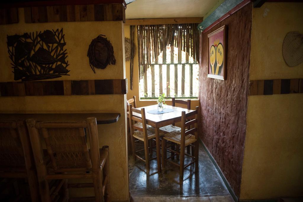 Hostal Dona Chava Pedernales Eksteriør billede